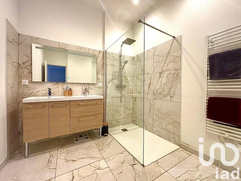 Appartement - 95 m² - 4 pièces