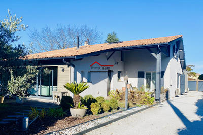 Maison ancienne - 195 m² - 8 pièces