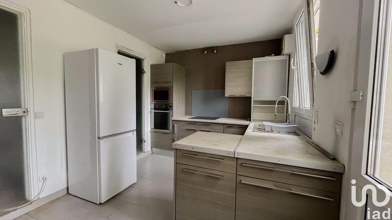 Maison - 213 m² - 8 pièces