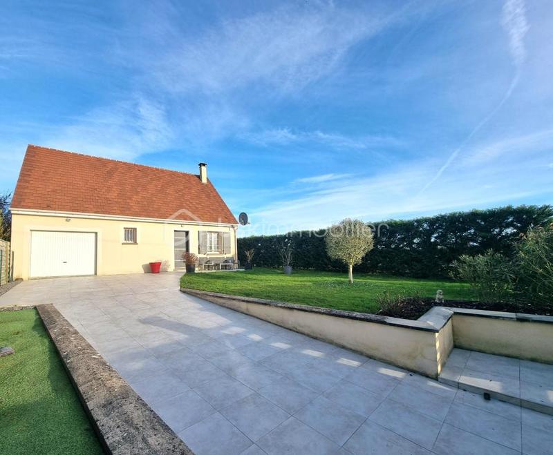 Maison traditionnelle - 98 m² - 4 pièces