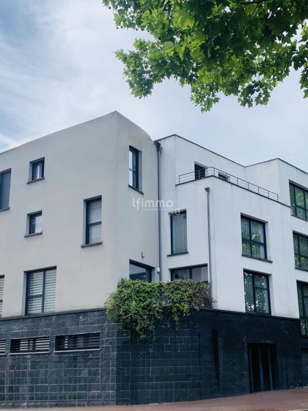 Immeuble - 465 m² - 9 pièces