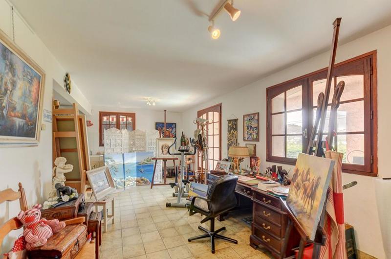 Villa - 231 m² - 5 pièces