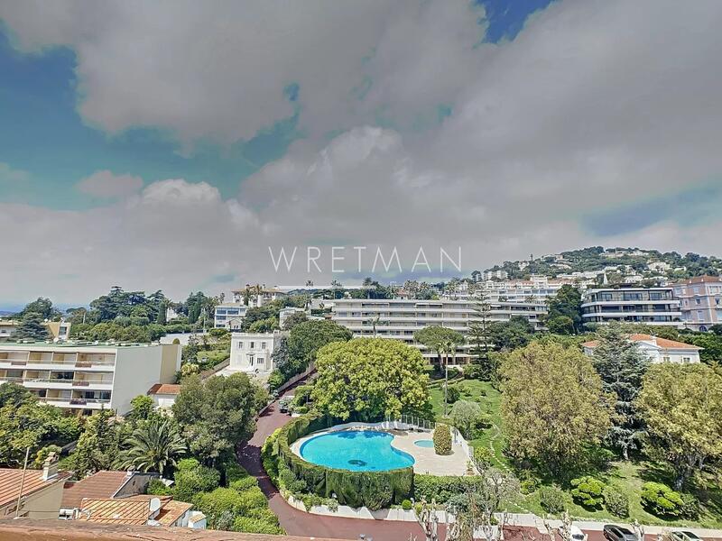 Appartement - 98 m² - 3 pièces