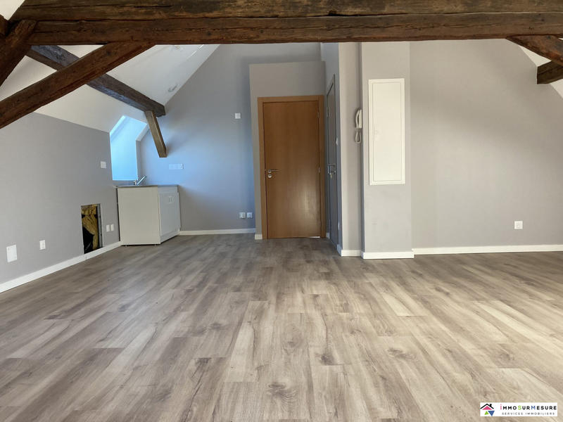 Appartement - 90 m² - 4 pièces