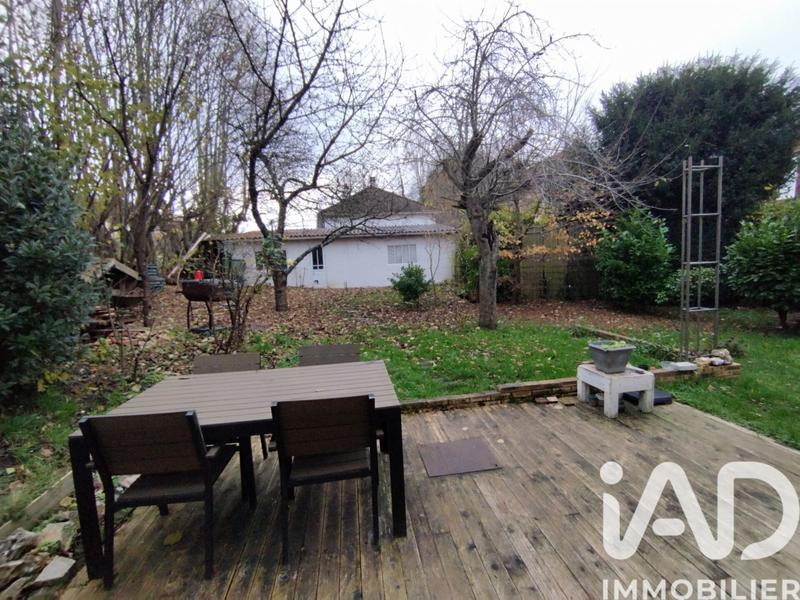 Maison - 99 m² - 5 pièces