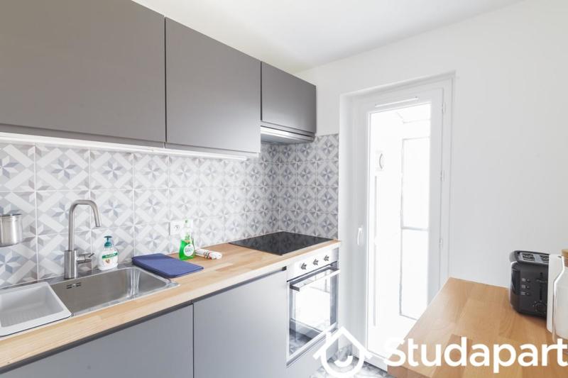 Chambre - 9 m² - 1 pièce