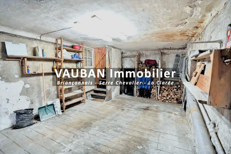 Maison - 99 m² - 5 pièces