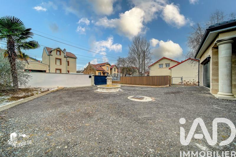 Maison - 122 m² - 6 pièces