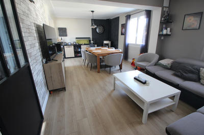 Maison - 86 m² - 4 pièces