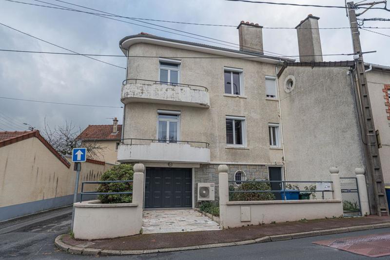 Maison - 194 m² - 7 pièces