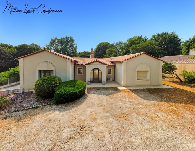 Maison - 190 m² - 6 pièces