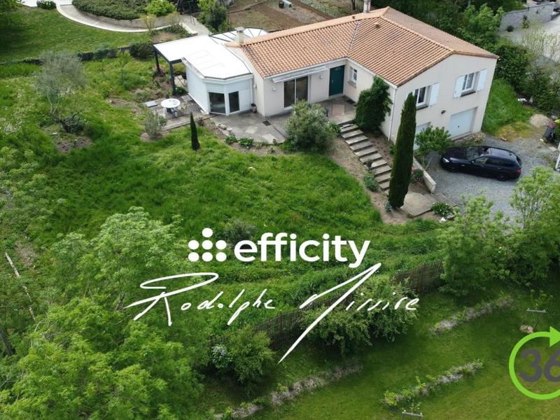 Maison - 120 m² - 5 pièces