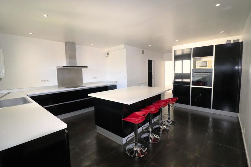 Maison - 117 m² - 5 pièces