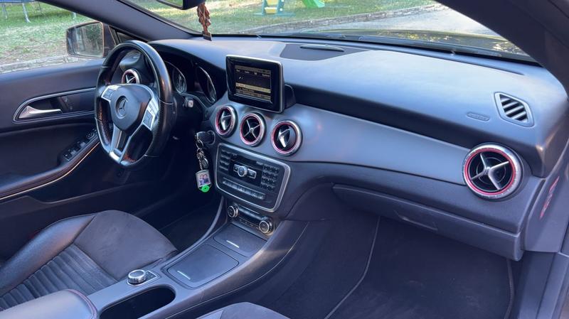 Mercedes Cla 200 CDi 136 7g-Dct Amg Line - Automatique