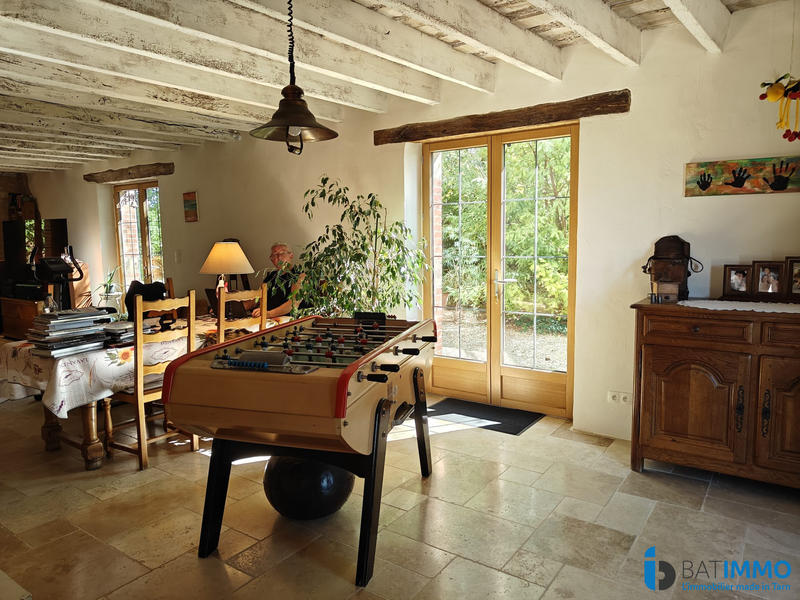 Maison - 576 m² - 14 pièces