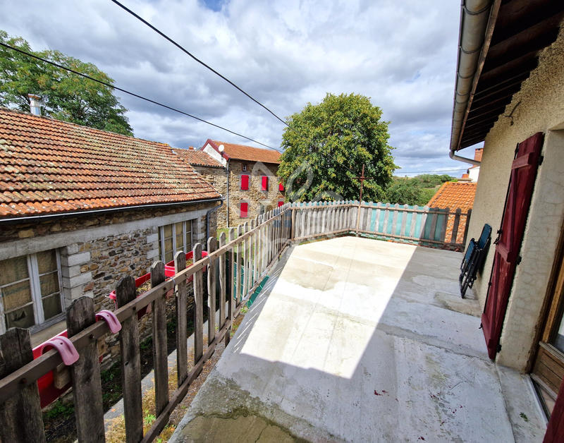 Maison de village - 140 m² - 7 pièces