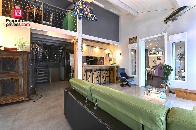 Maison - 171 m² - 7 pièces