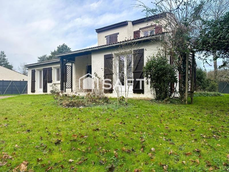 Maison - 162 m² - 7 pièces