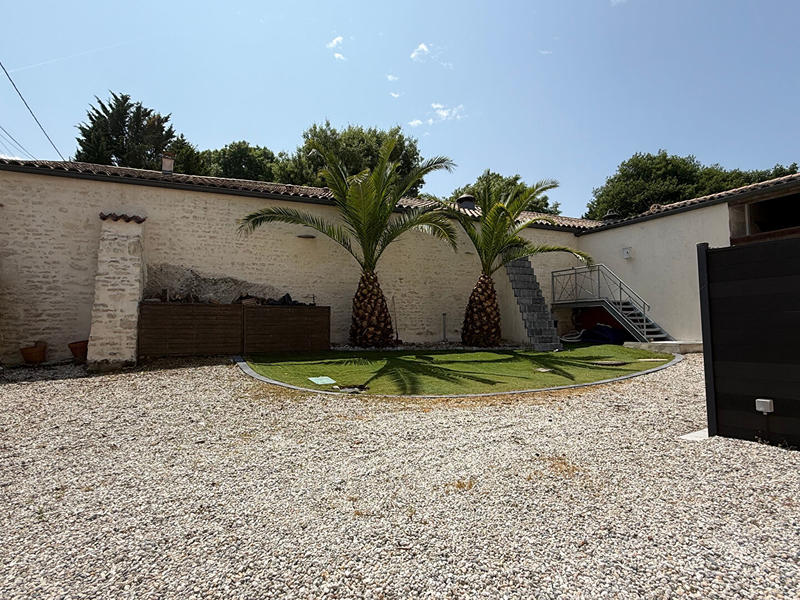 Maison - 160 m² - 5 pièces