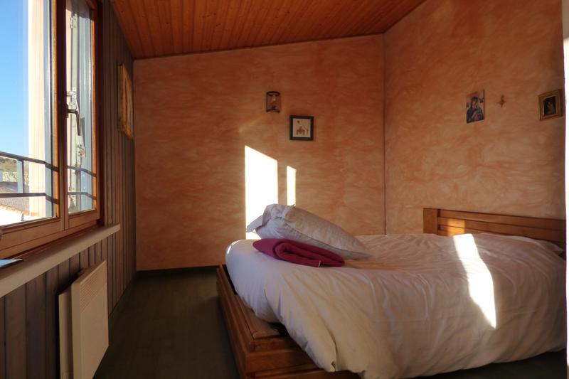 Maison - 176 m² - 9 pièces