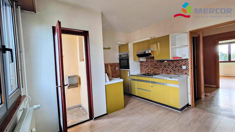 Appartement - 95 m² - 5 pièces