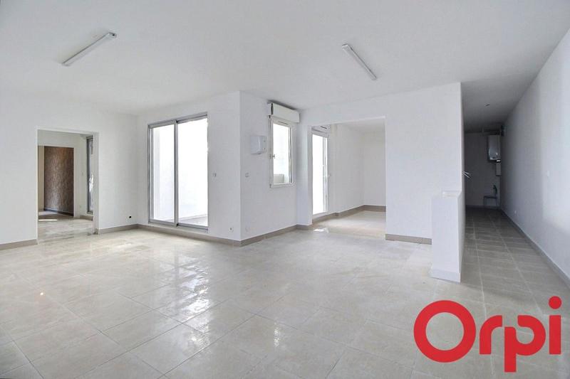 Local commercial - 186 m²