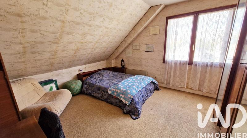 Maison - 159 m² - 9 pièces