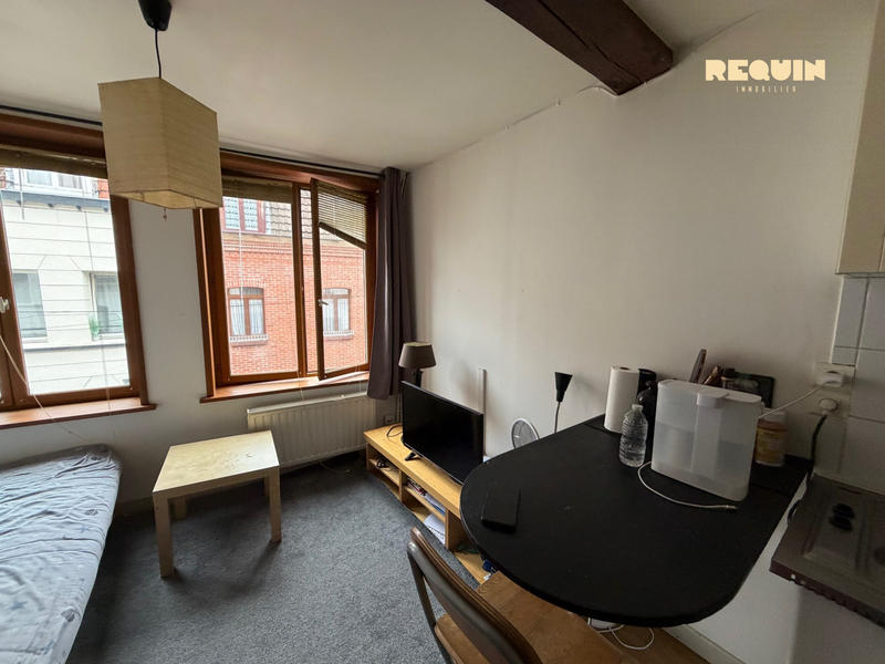 Appartement - 100 m² - 6 pièces