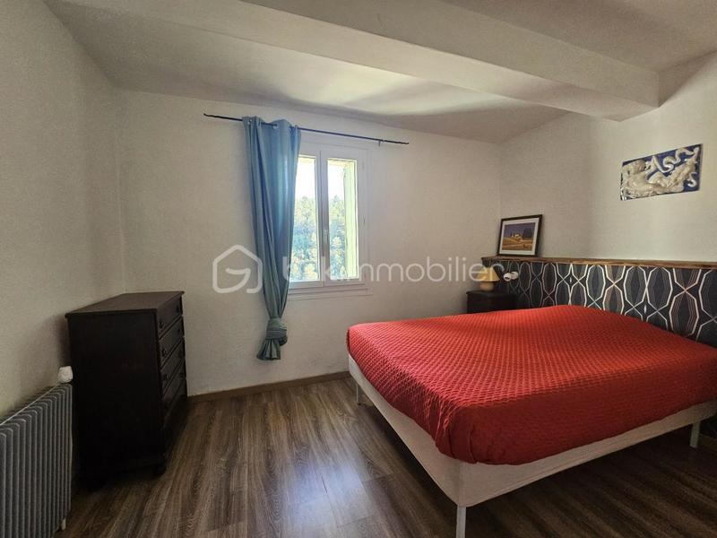 Propriété - 326 m² - 9 pièces