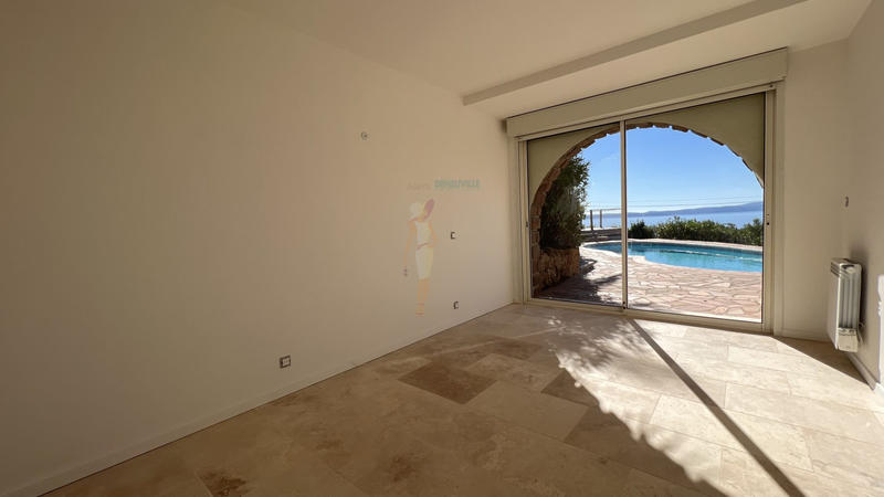 Villa - 150 m² - 5 pièces