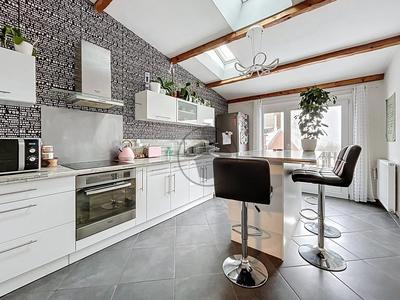 Maison - 100 m² - 4 pièces