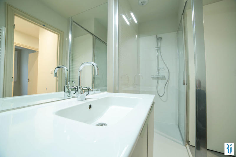 Appartement - 77 m² - 3 pièces