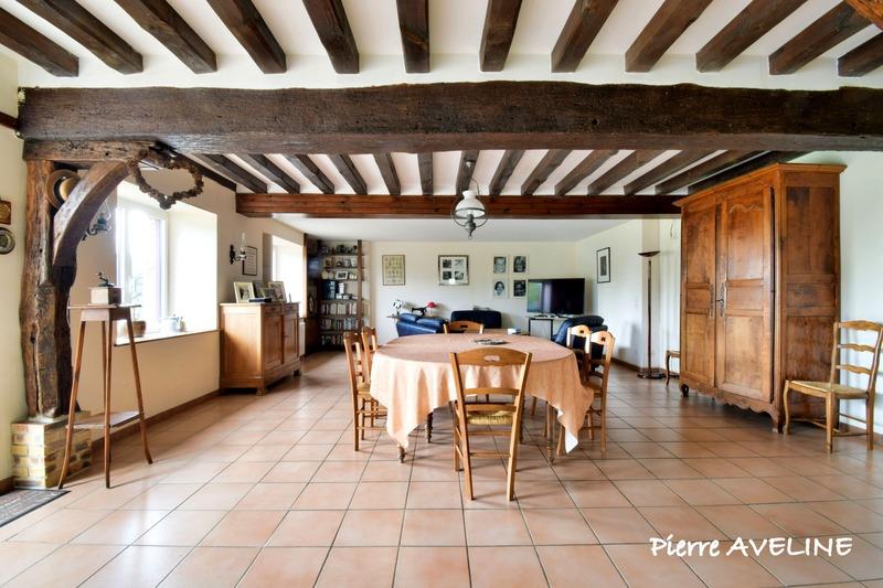 Maison - 192 m² - 8 pièces
