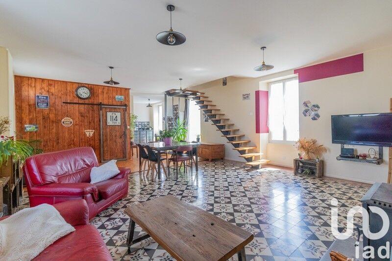 Maison - 170 m² - 8 pièces