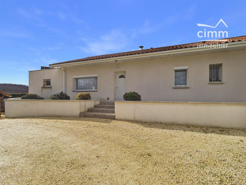 Maison - 110 m² - 5 pièces