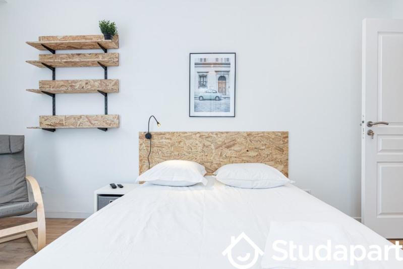 Chambre - 89 m² - 1 pièce