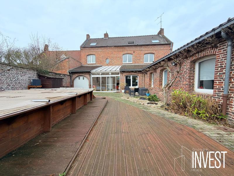 Maison ancienne - 247 m² - 7 pièces