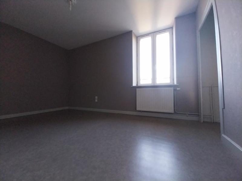 Appartement - 99 m² - 3 pièces