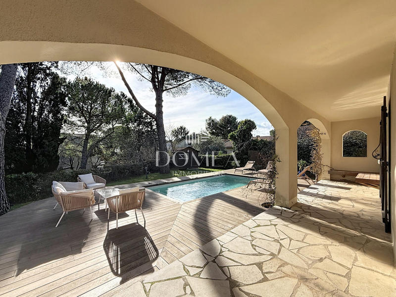 Maison - 156 m² - 5 pièces