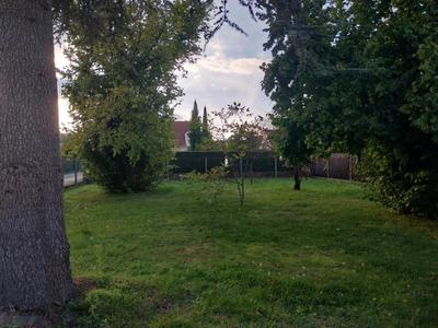 Terrain constructible - 1 200 m²