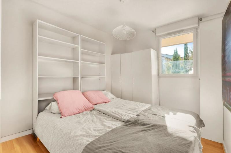 Appartement - 90 m² - 4 pièces