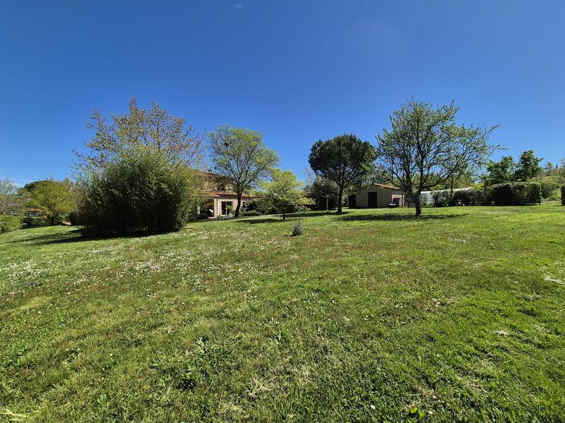 Maison d'architecte - 229 m² - 5 pièces