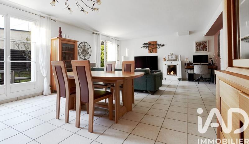 Maison - 127 m² - 6 pièces