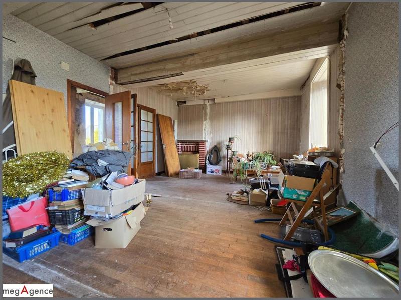 Maison - 90 m² - 5 pièces