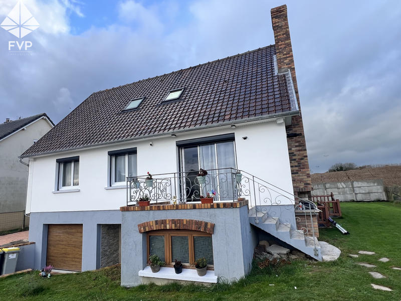 Maison - 106 m² - 5 pièces