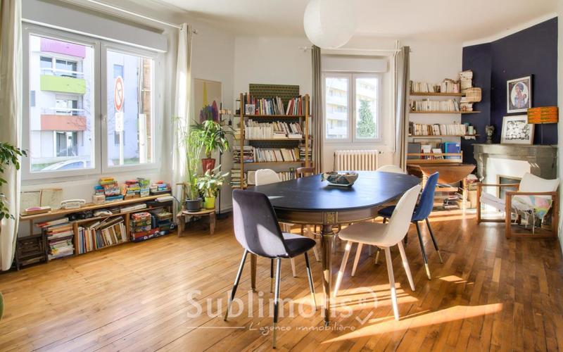 Maison - 102 m² - 5 pièces