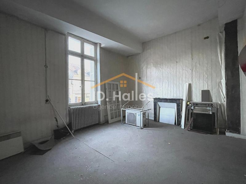 Immeuble - 90 m² - 10 pièces