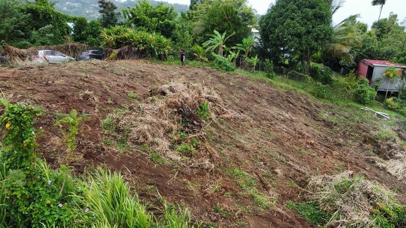 Terrain constructible - 900 m²