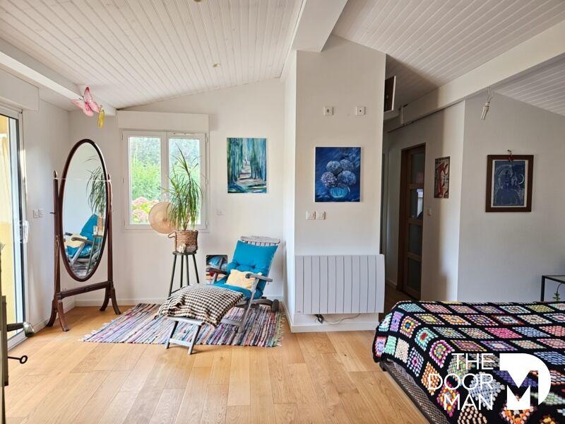 Maison - 147 m² - 6 pièces