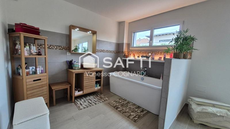 Maison - 156 m² - 6 pièces